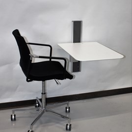 Cinal Flex-table kan justeres til optimal højde i siddeposition